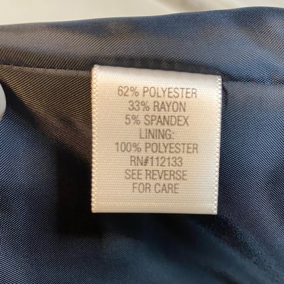 NWT Apt. 9 Women’s Black Pinstripe Blazer with Stretch Size 14 Lined Washable - Picture 4 of 16